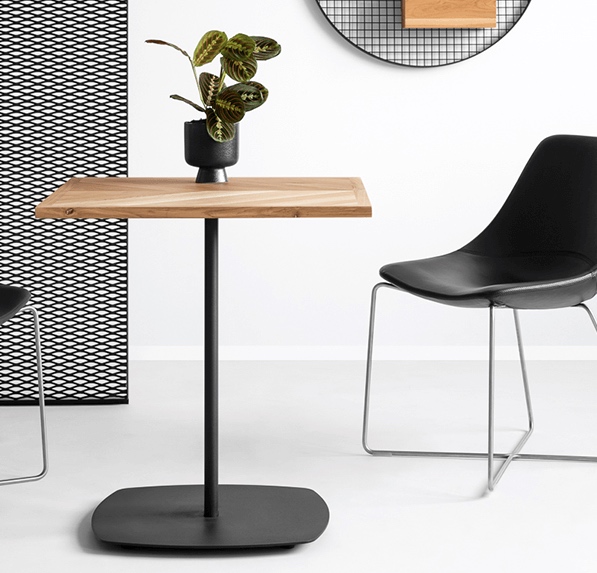 Stół na jednej nodze w stylu loftowym Oval 80sq