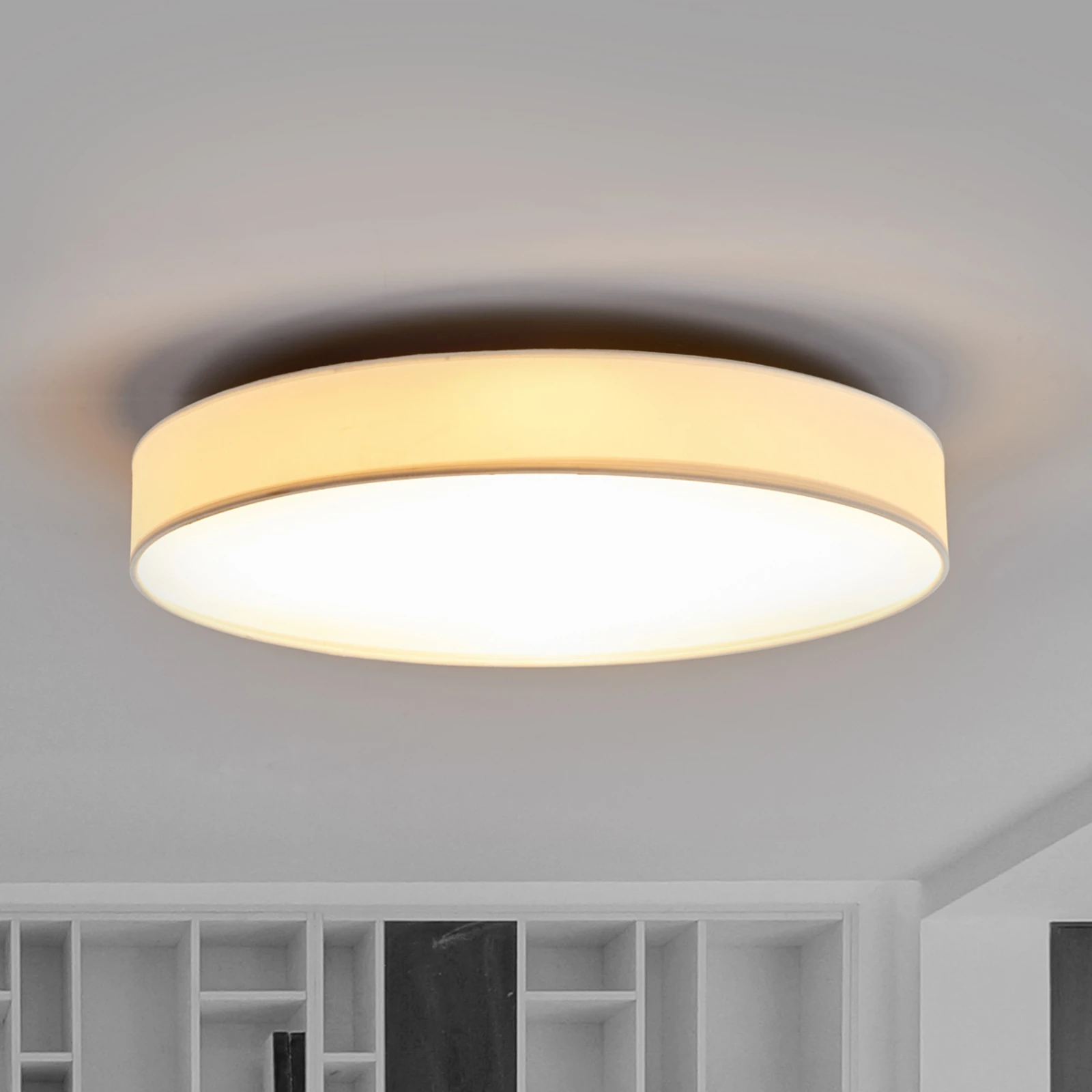Lampa sufitowa LED Lindby Saira, Ø 50 cm, biały, tekstylny