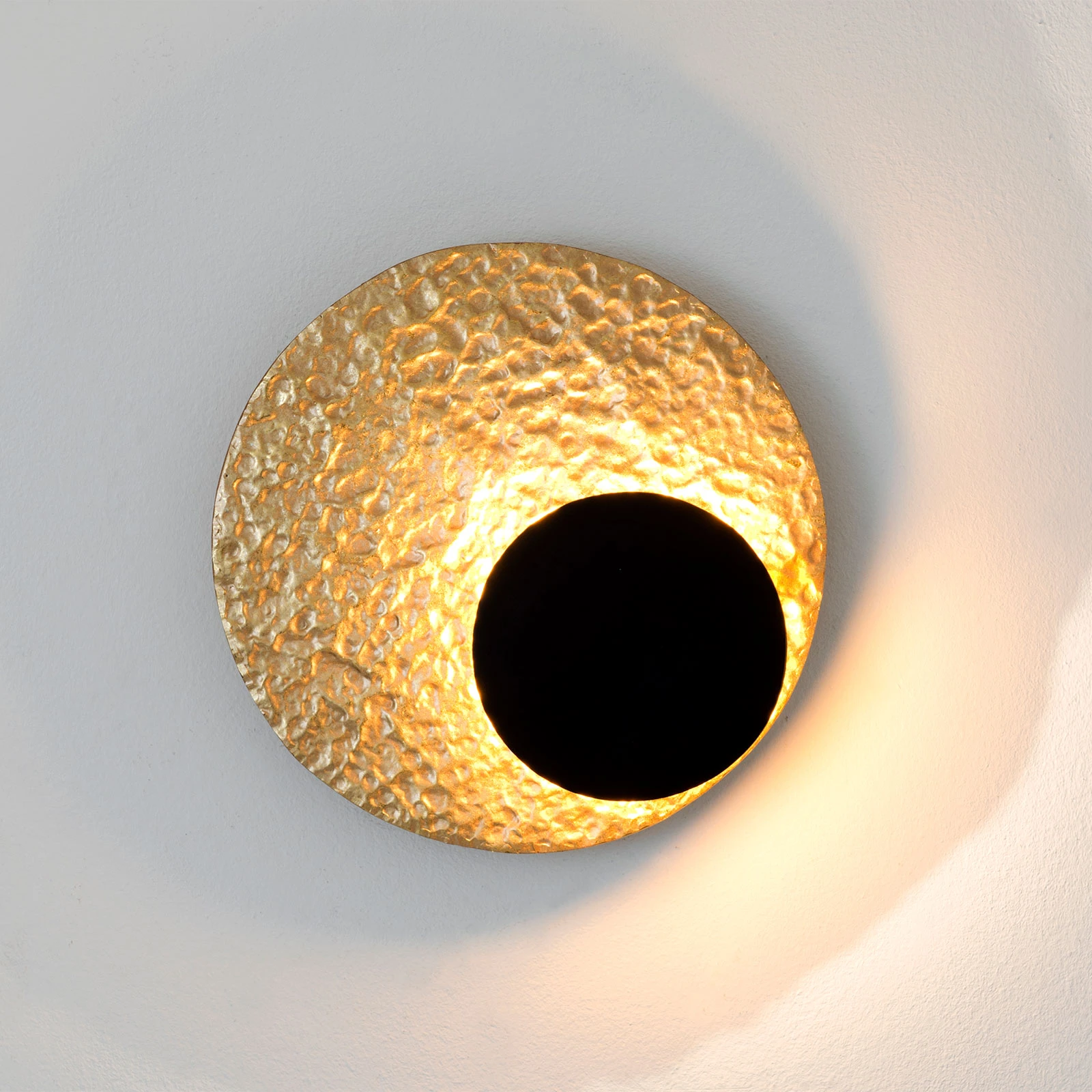 Kinkiet LED Infinity w kolorze złotym, Ø 20 cm