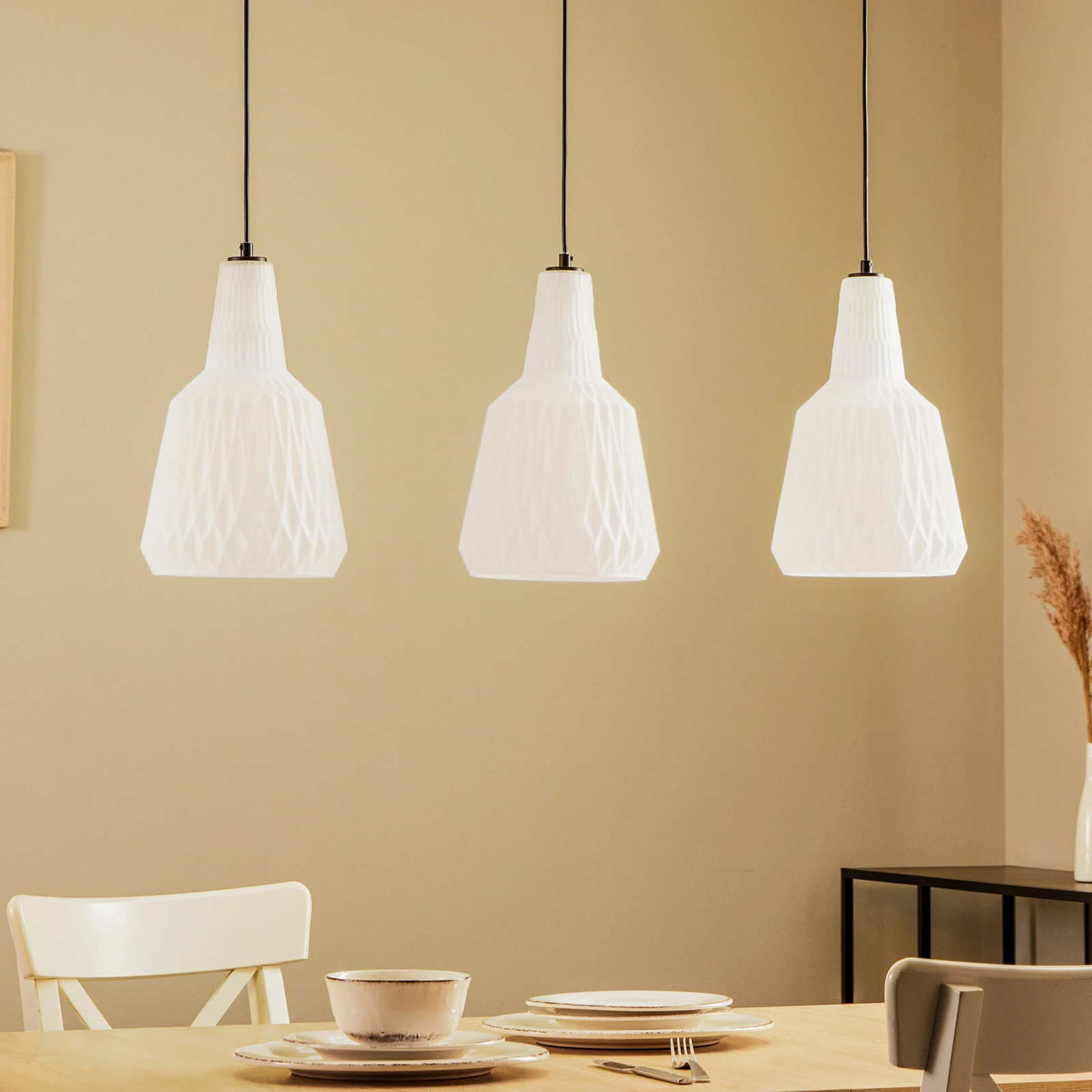 Lampa wisząca Lindby Belarion, opal, 3-punktowa, szkło, Ø 23 cm