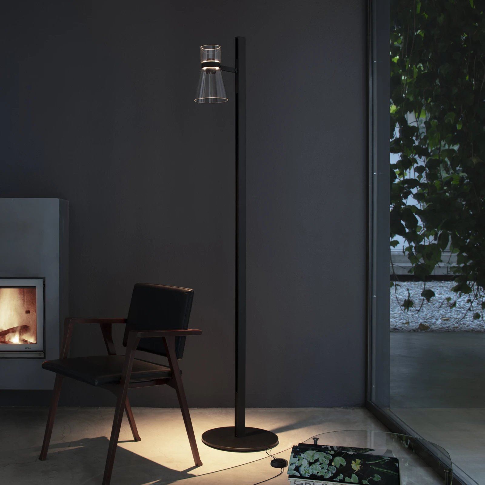 Lampa stojąca LED Flos Nocturne F1 Cone, czarna, 1-punktowa, 206 cm