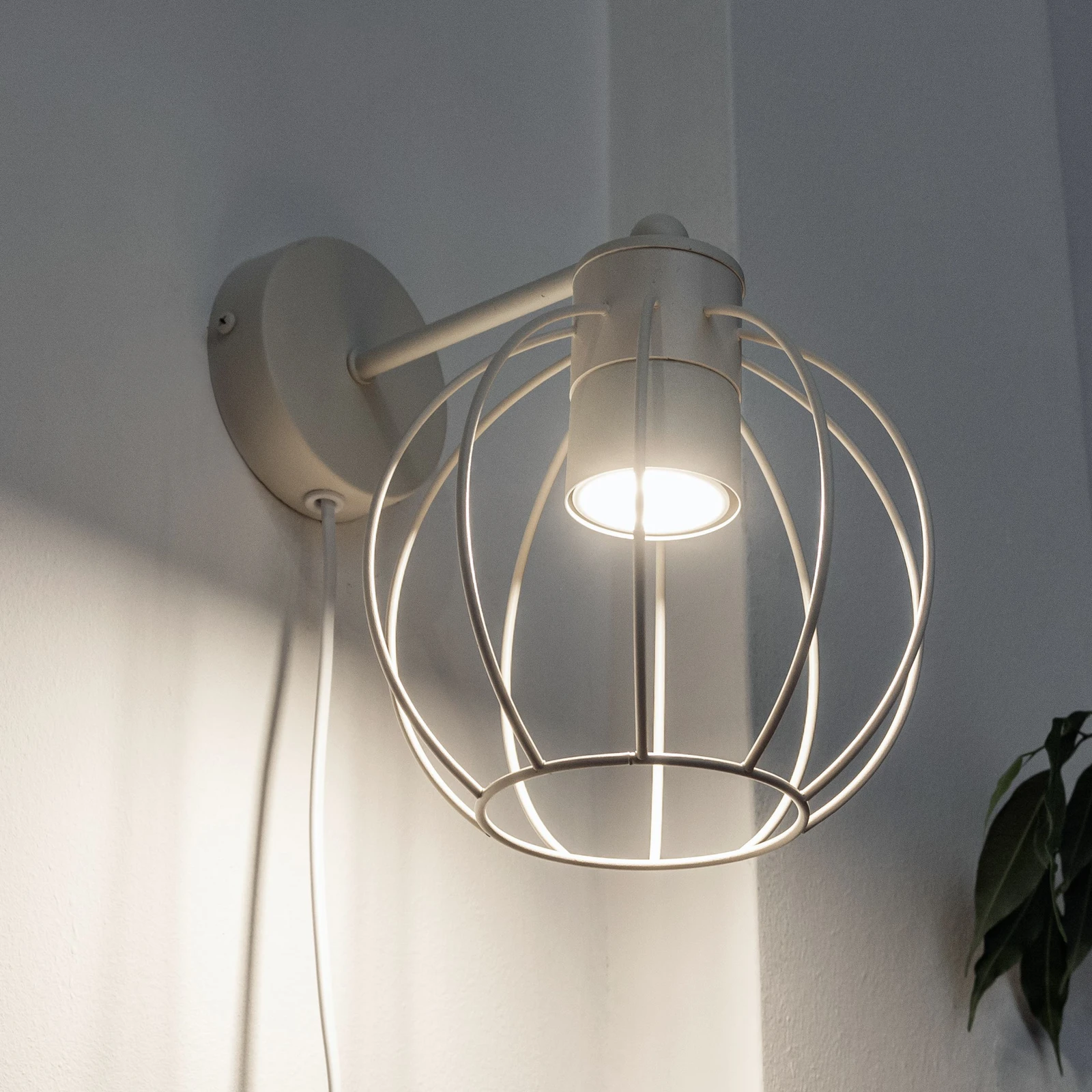 STARLIGHT lampa ścienna kremowo-biała 1-punktowa Ø 18 cm metalowa wtyczka