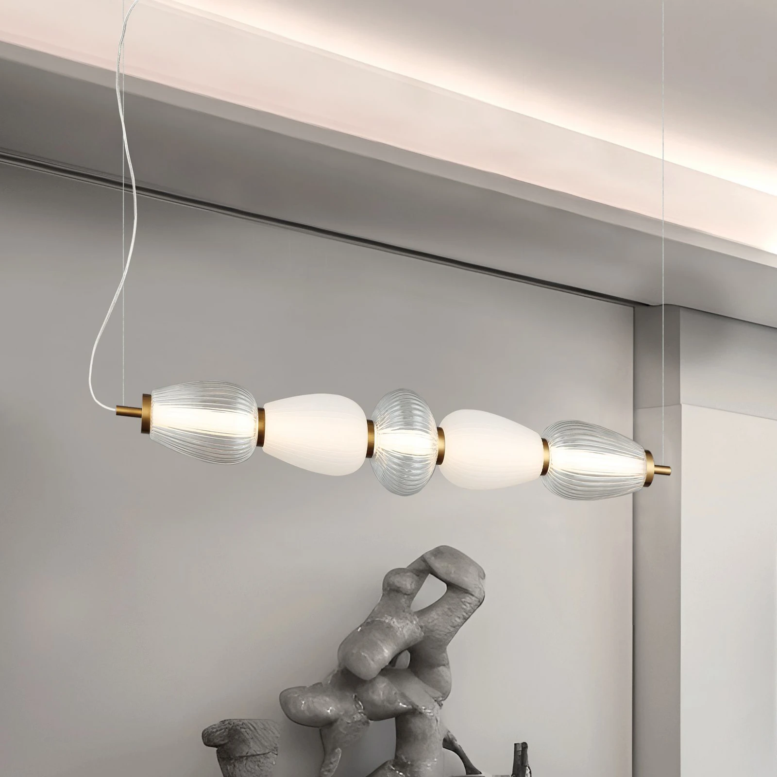 Lampa wisząca LED Shiny, długość 83 cm, przezroczysta/biała, szkło