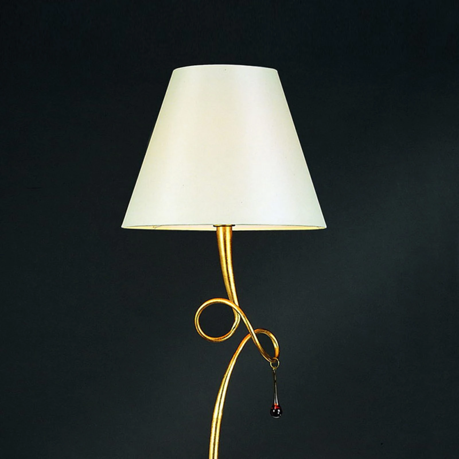 Lampa stojąca Paola z tekstylnym kloszem w kolorze złotym